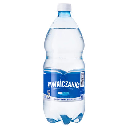 PIWNICZANKA - WODA GAZOWANA 1L KAUCJA